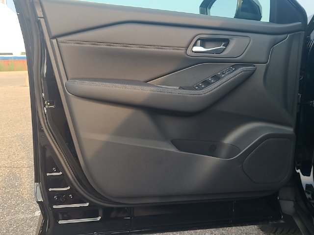 New 2026 Nissan Rogue Dark Armor AWD/4WD image 10