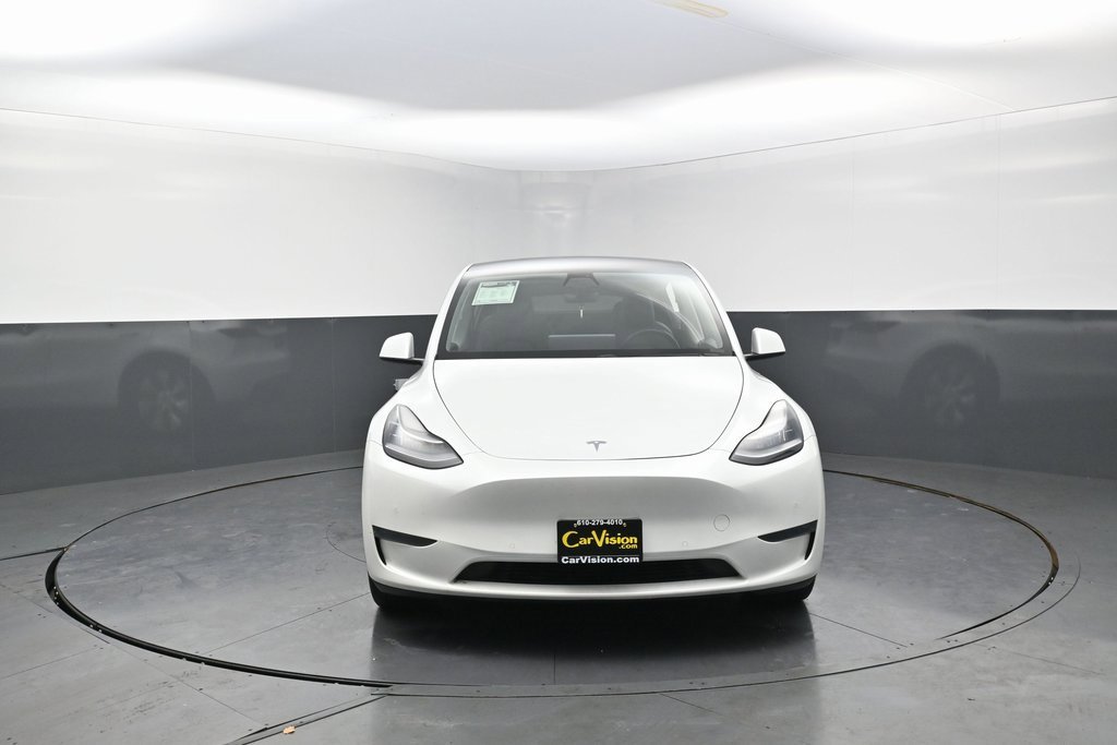 Used 2021 Tesla Model Y Long Range image 4