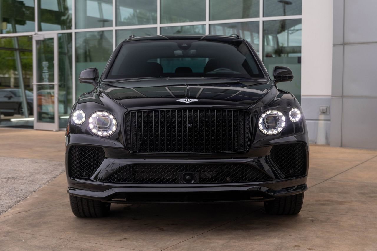 Used 2024 Bentley Bentayga AWD/4WD image 7