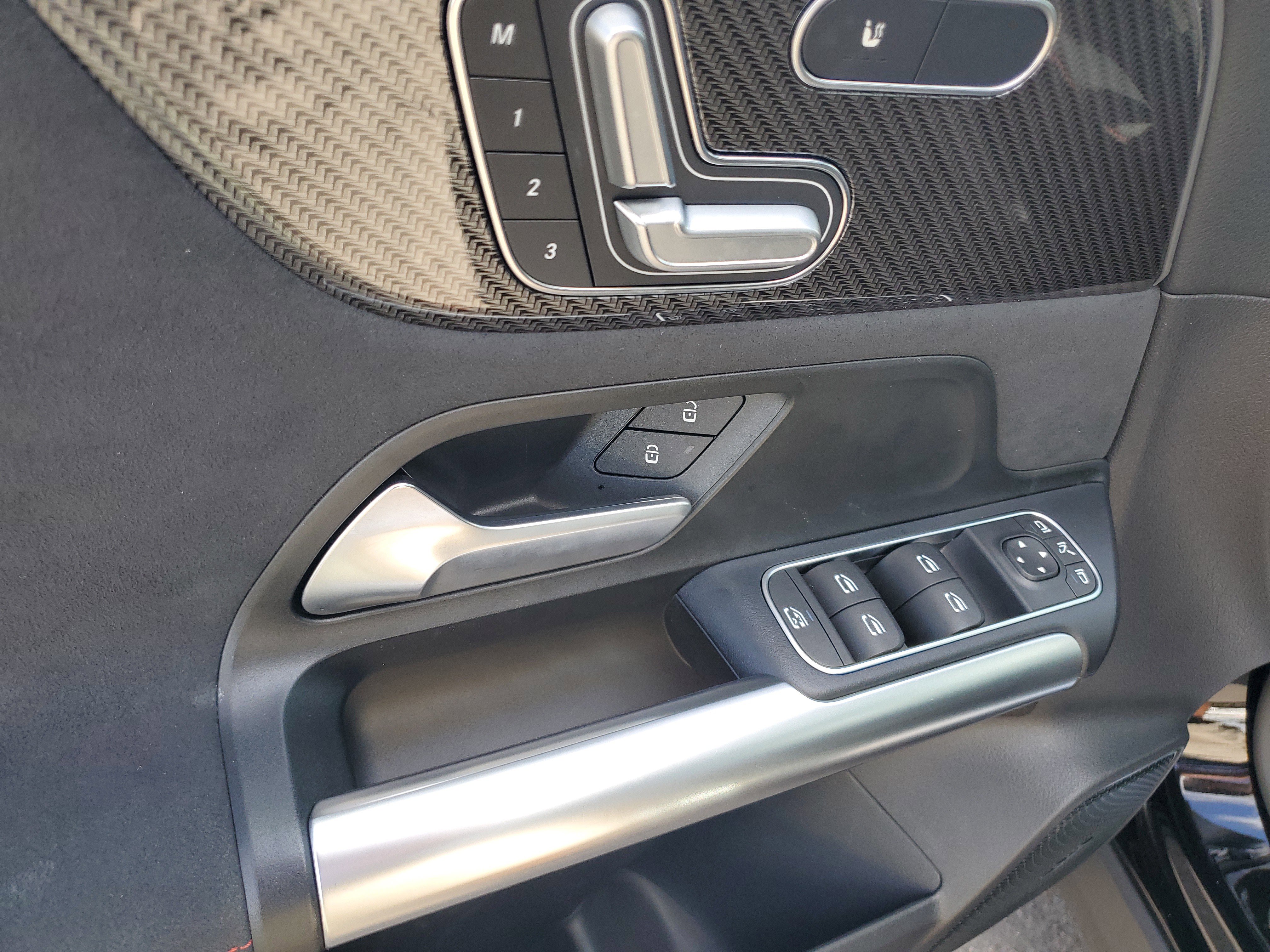 Certified 2025 Mercedes-Benz GLA 35 AMG 4MATIC image 19