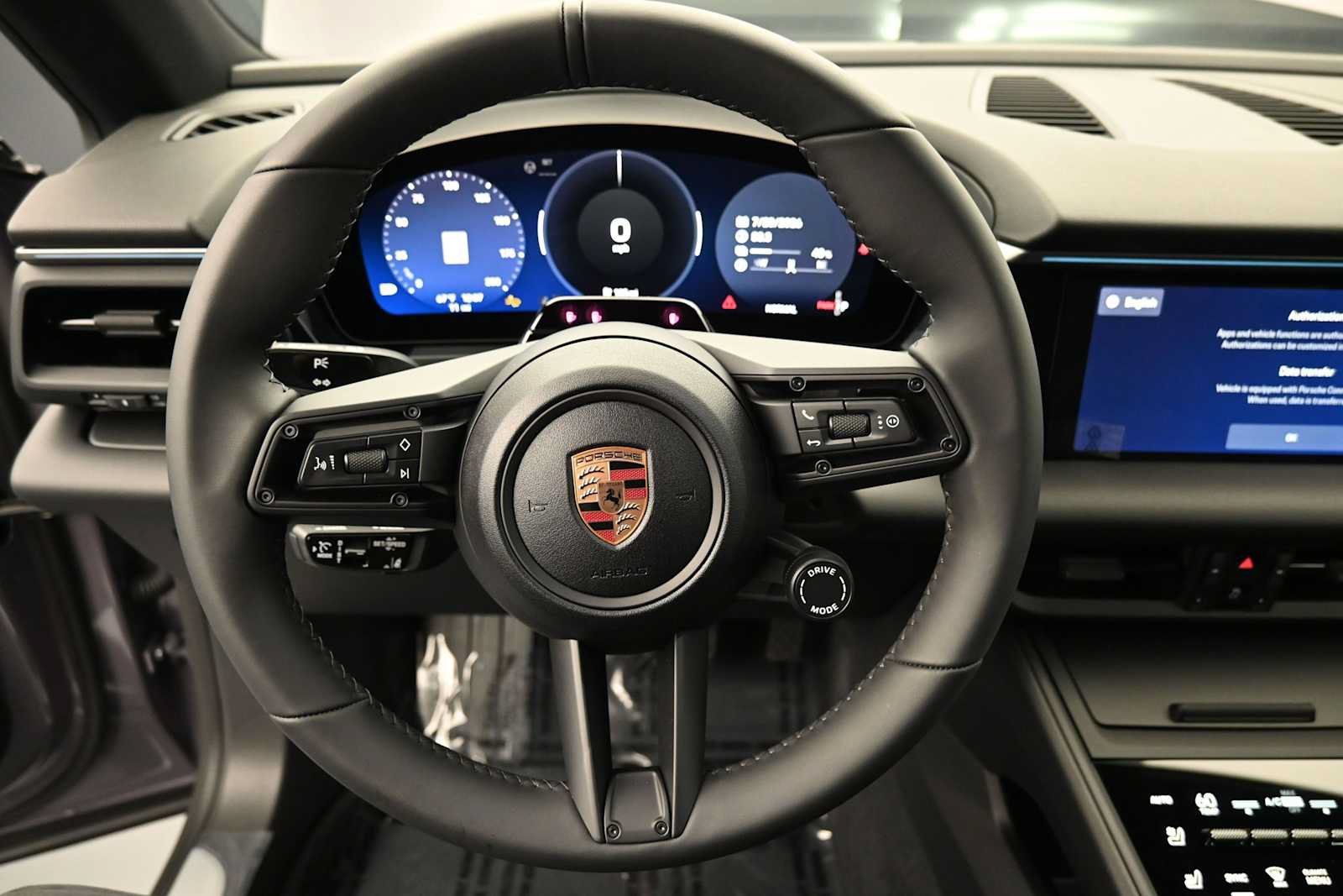 New 2026 Porsche Macan 4 Electric AWD/4WD image 9