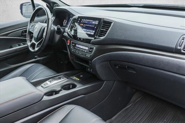 Certified 2025 Honda Passport TrailSport image 28