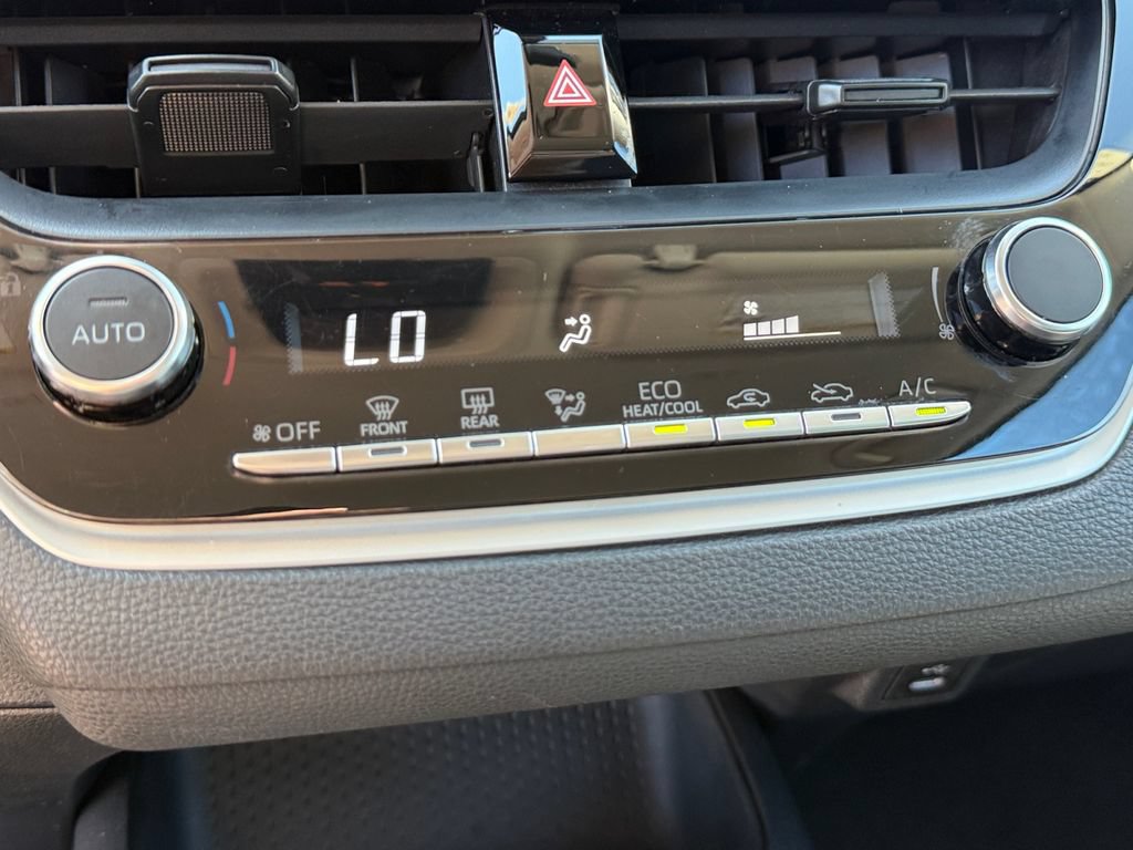 Certified 2024 Toyota Corolla LE FWD image 35