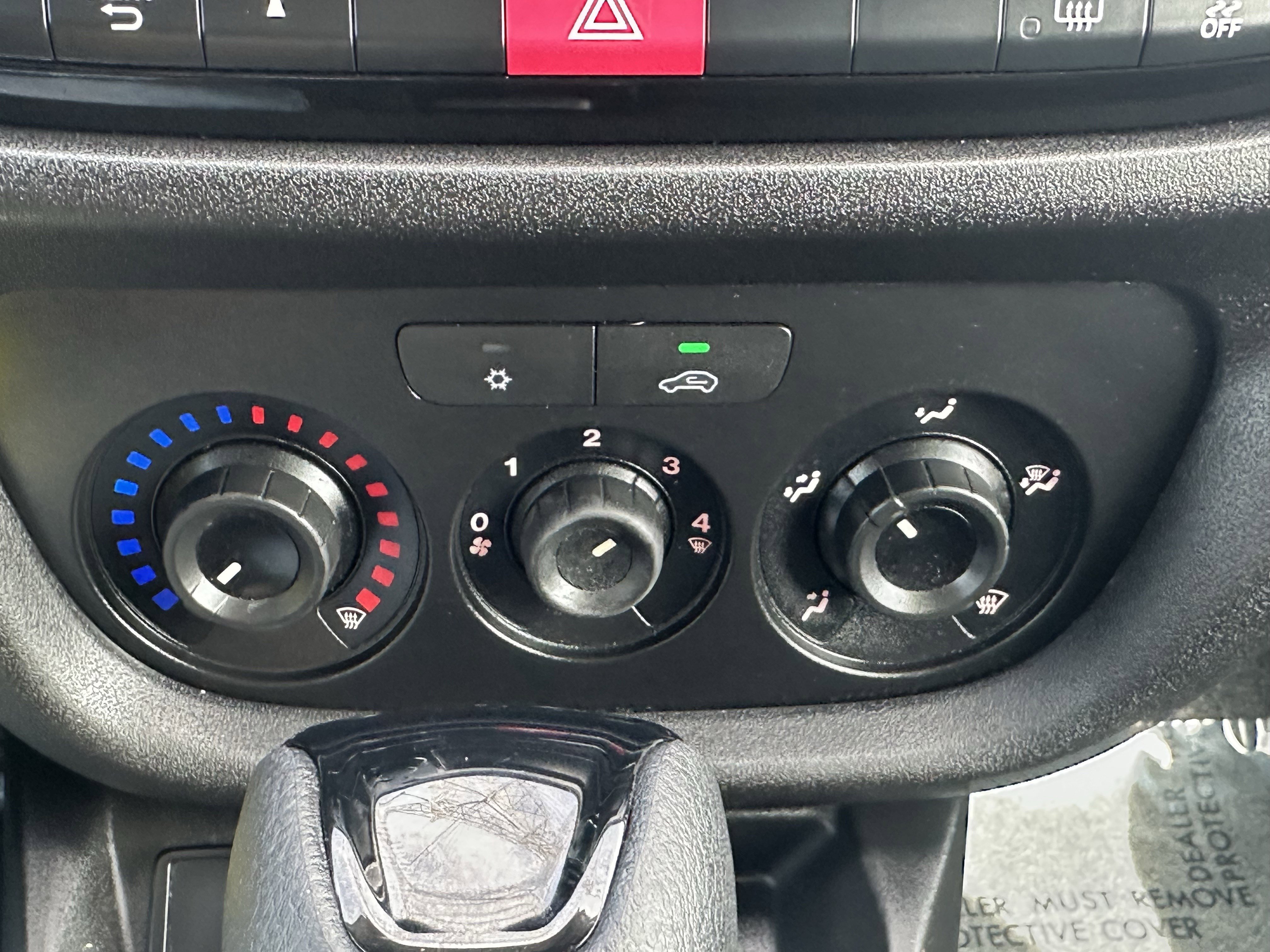 Used 2015 RAM ProMaster City Tradesman SLT w/ Rear Back-up Camera Group FWD image 27
