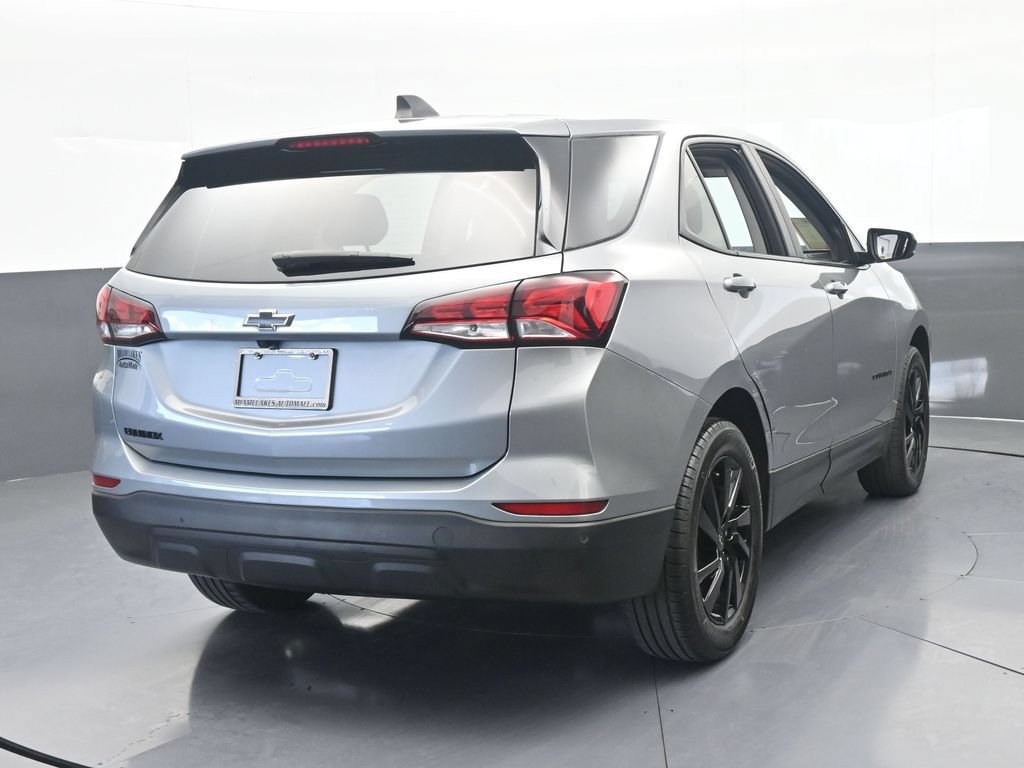 Used 2024 Chevrolet Equinox LS w/ LS Convenience Package FWD image 5