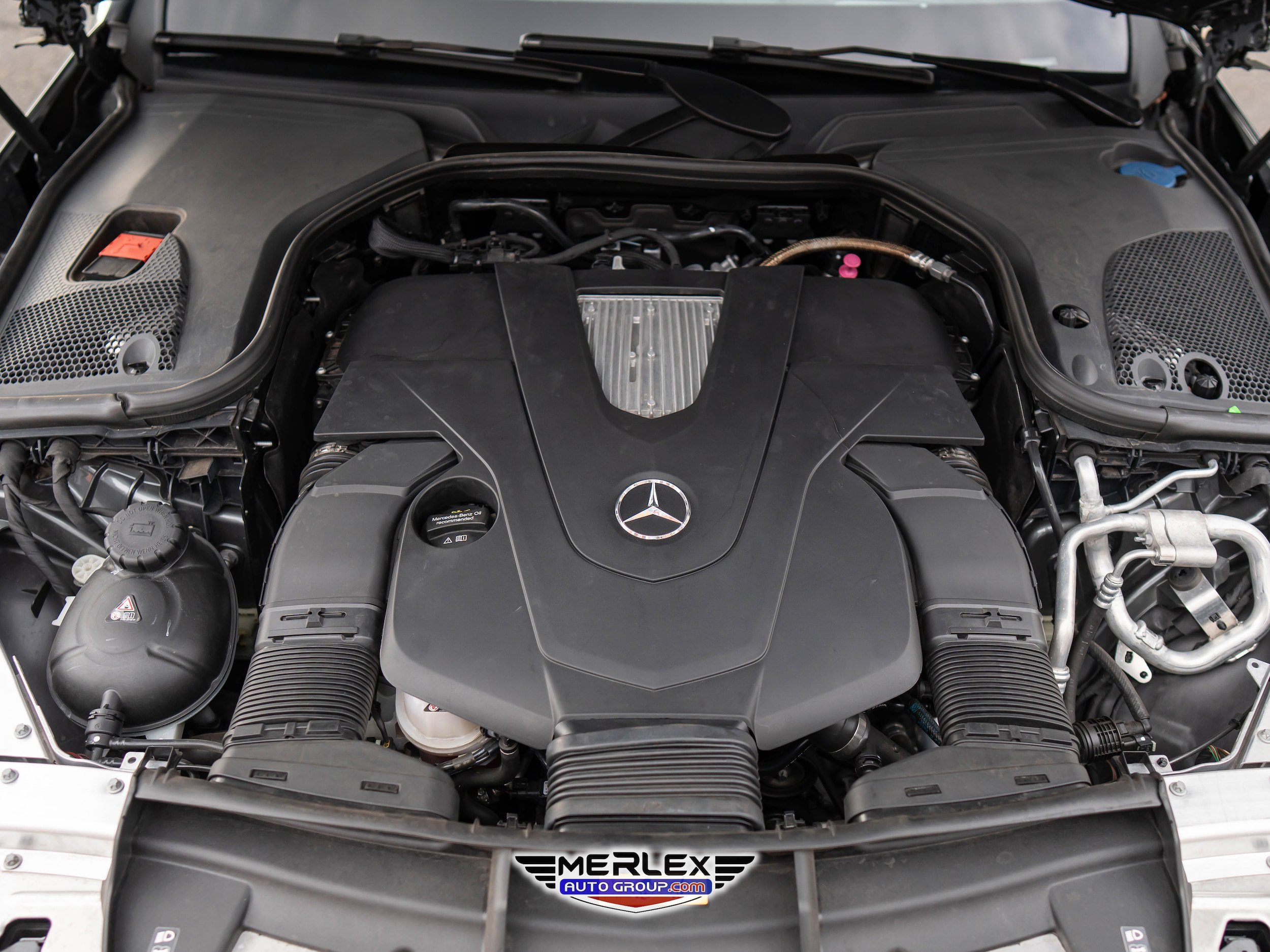 Used 2018 Mercedes-Benz E 400 4MATIC Sedan w/ Premium 3 Package image 48
