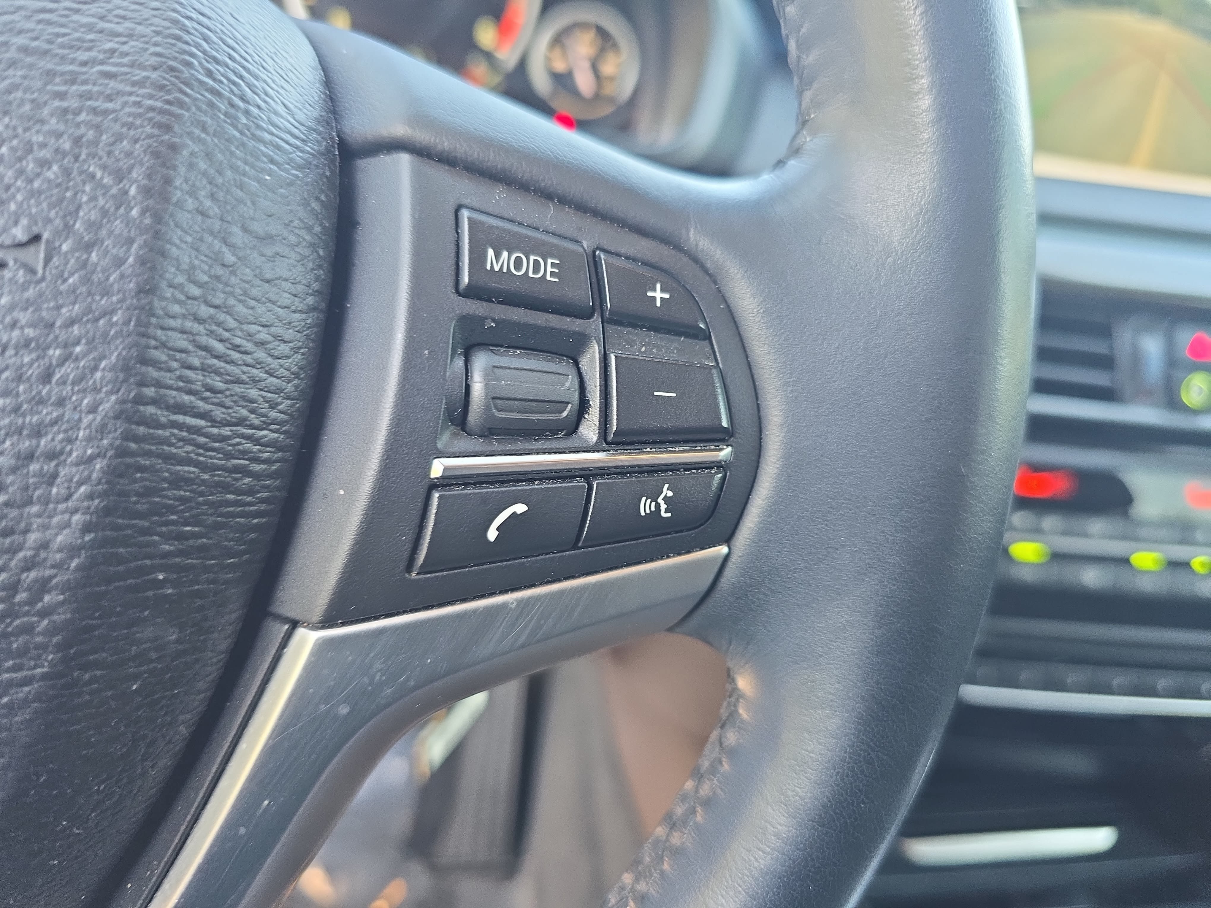 Used 2015 BMW X5 xDrive35d AWD/4WD image 18