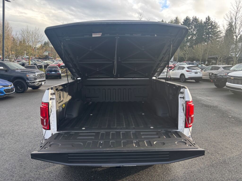 Used 2015 Ford F150 Lariat image 11