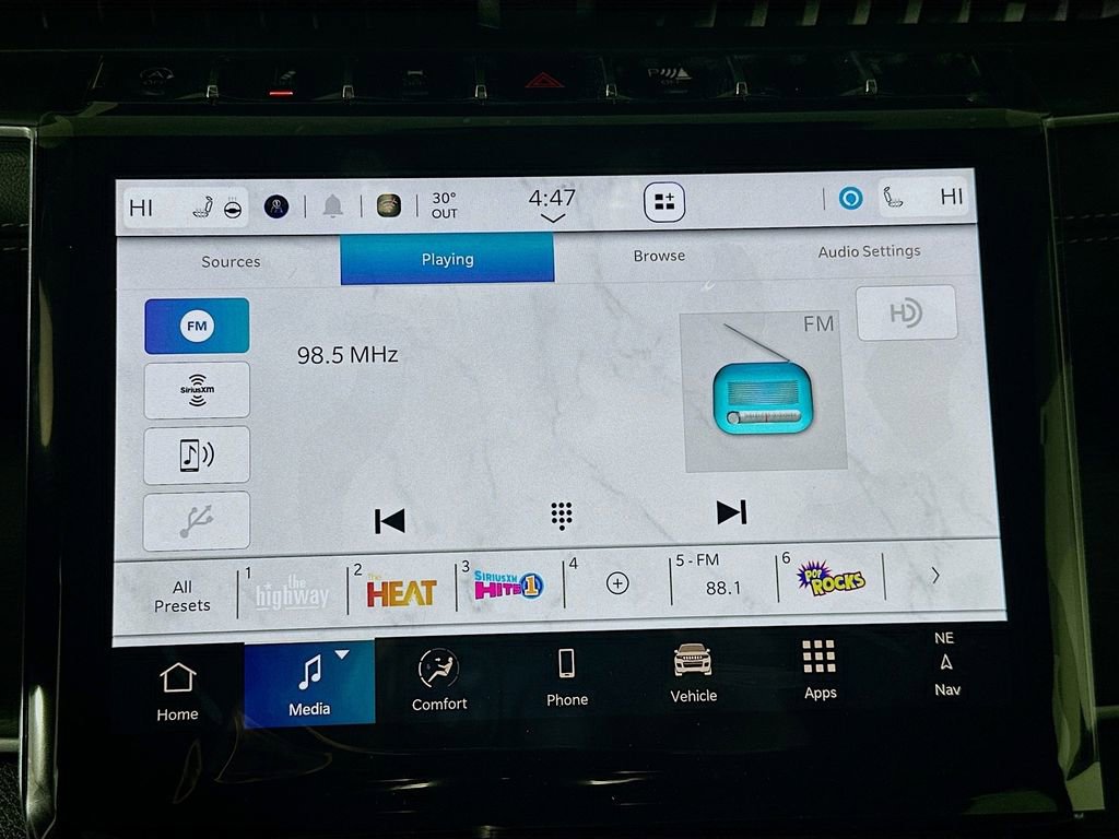 New 2025 Jeep Grand Cherokee L Limited w/ Black Appearance Package image 13