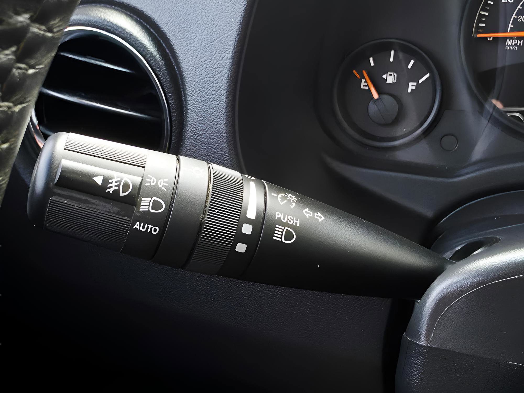 Used 2017 Jeep Patriot High Altitude image 23