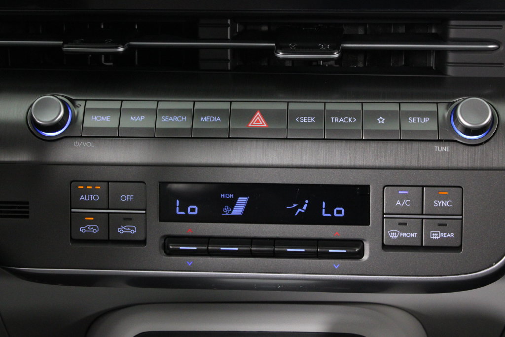 Certified 2027 Hyundai Kona SEL Sport FWD image 23