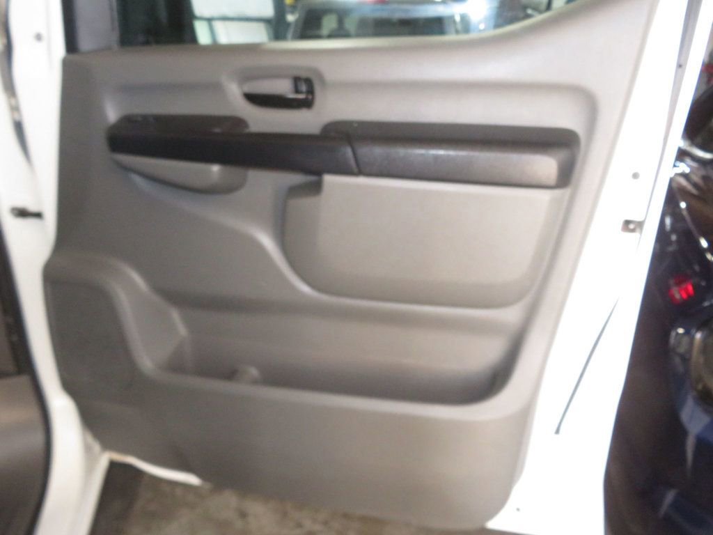 Used 2019 Nissan NV 2500 SV image 22