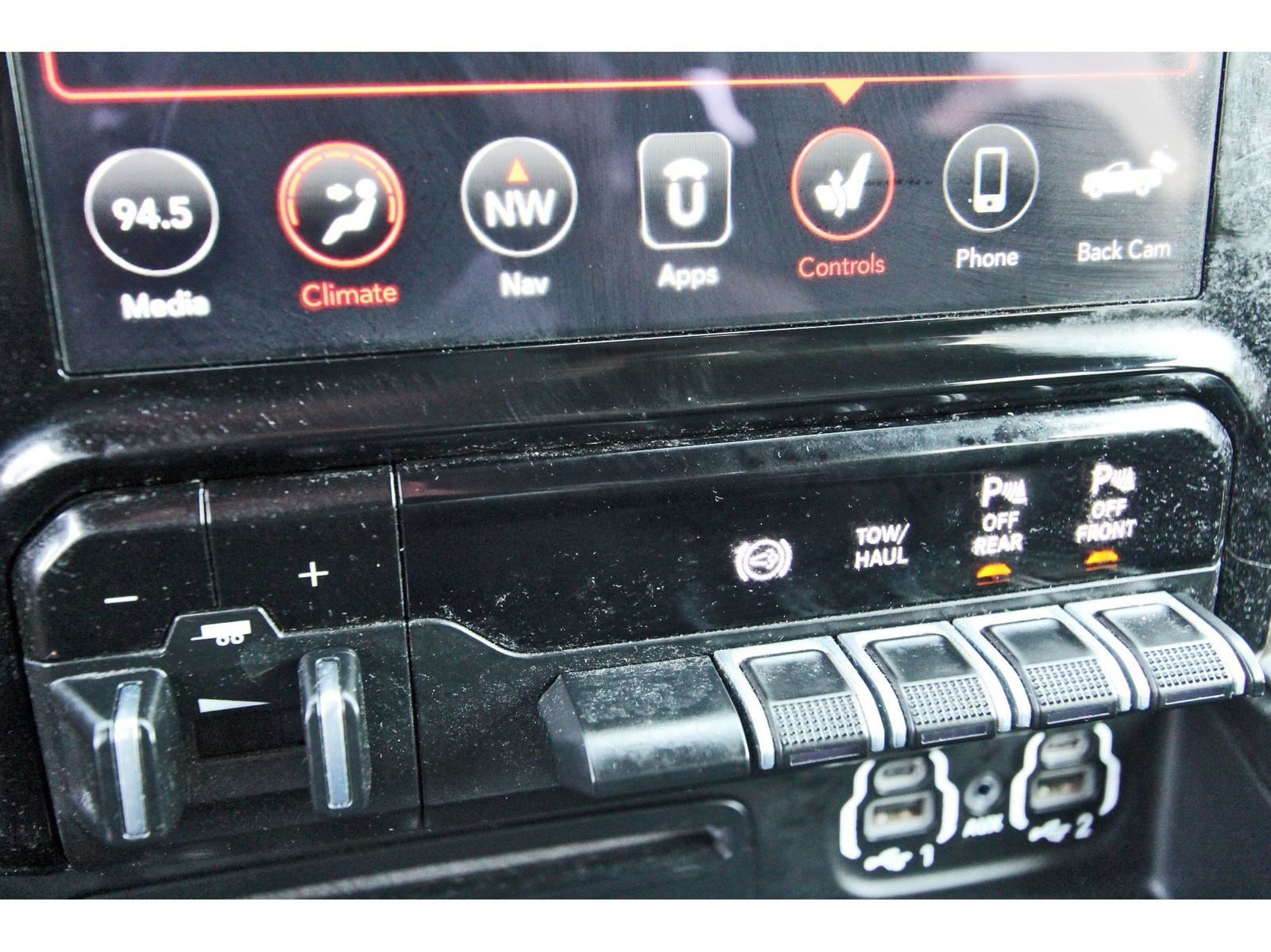 Used 2019 RAM 3500 Laramie AWD/4WD image 28