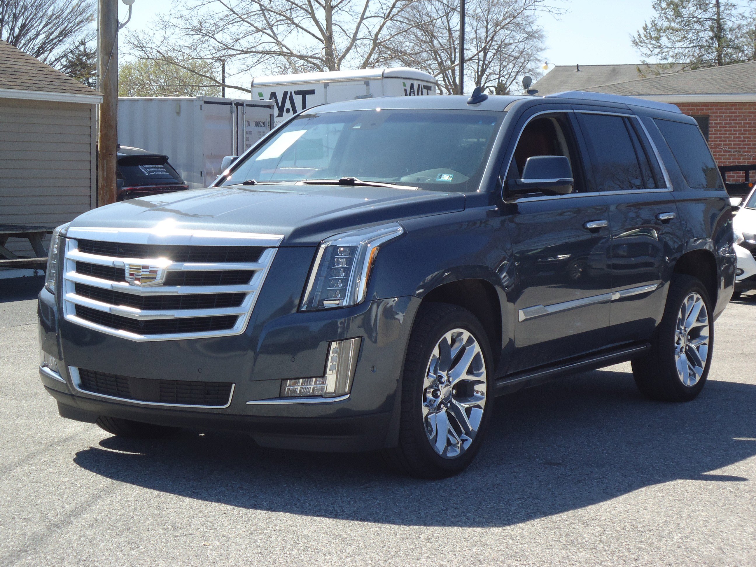 Used 2019 Cadillac Escalade Premium Luxury image 7