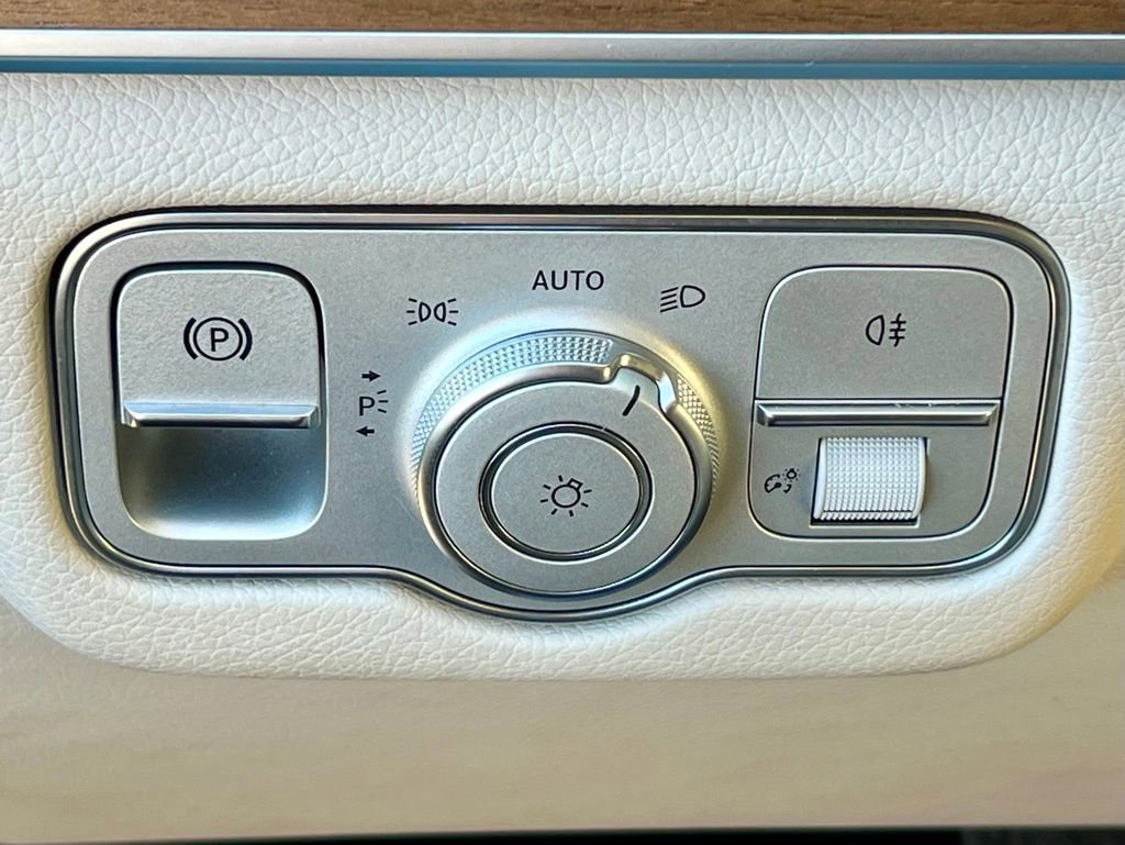 Certified 2023 Mercedes-Benz GLS 450 4MATIC image 22