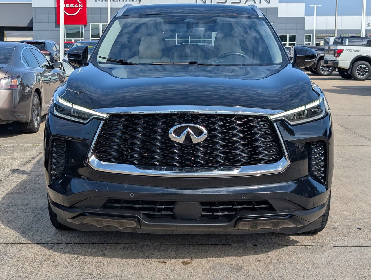 Used 2023 INFINITI QX60 Luxe w/ Cargo Package AWD/4WD image 6