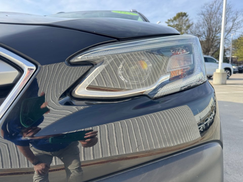 Used 2021 Subaru Outback Touring XT image 28