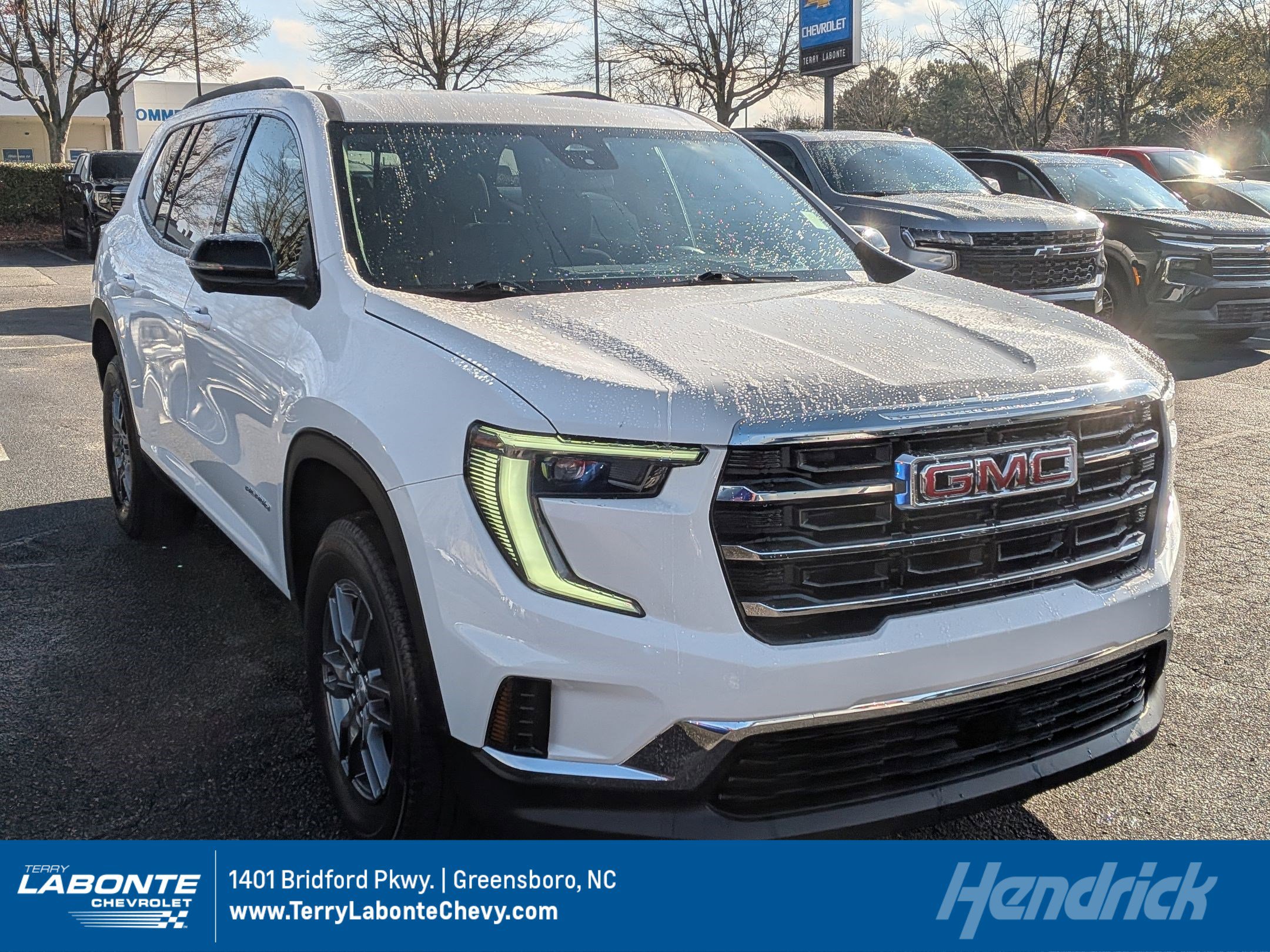 Certified 2025 GMC Acadia Elevation image 1