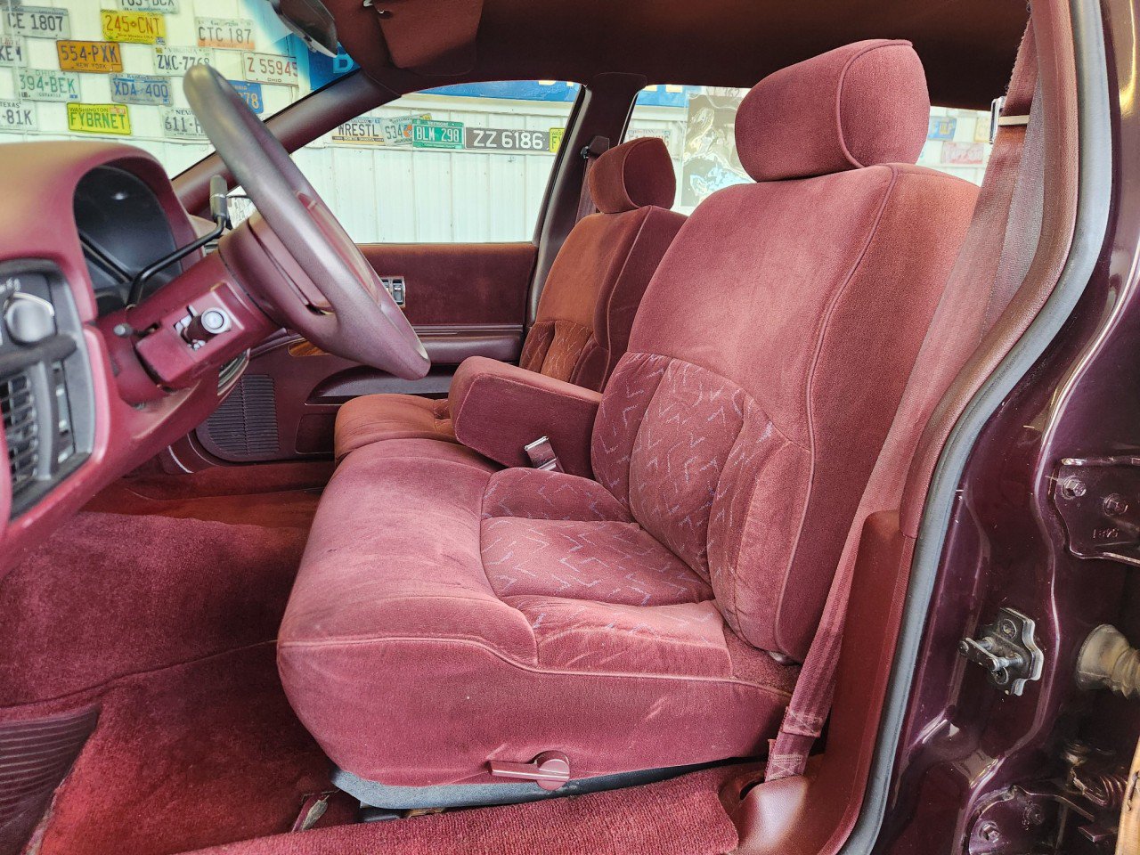 Used 1995 Chevrolet Caprice Classic RWD image 4