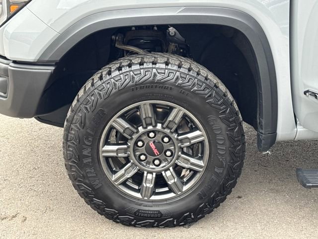 Used 2024 GMC Sierra 1500 AT4X image 24