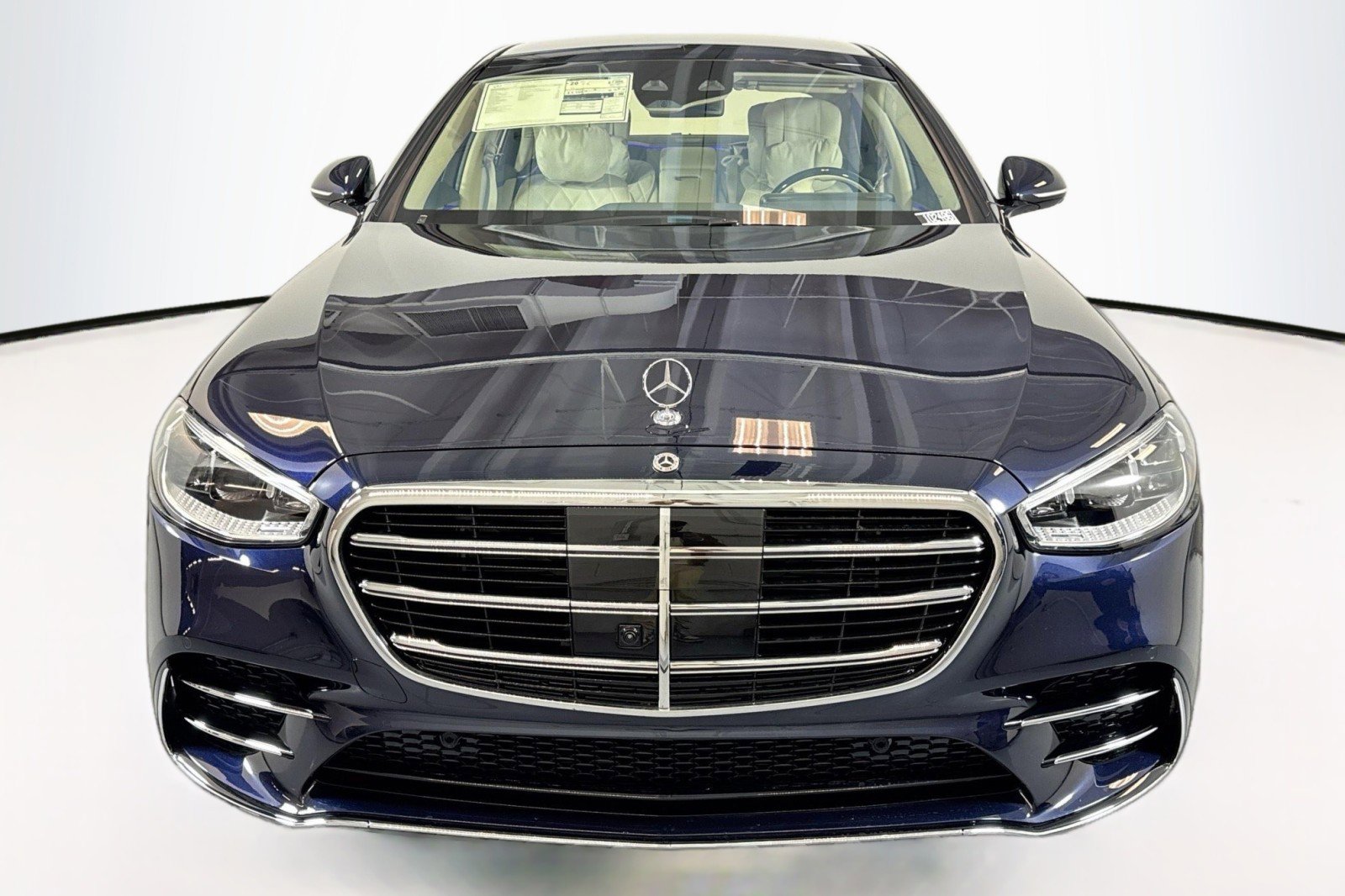 New 2026 Mercedes-Benz S 580 4MATIC Sedan image 2