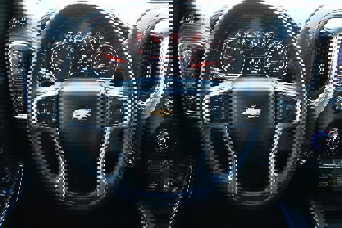 Used 2023 Chevrolet Silverado 3500 LTZ w/ LTZ Convenience Package image 33