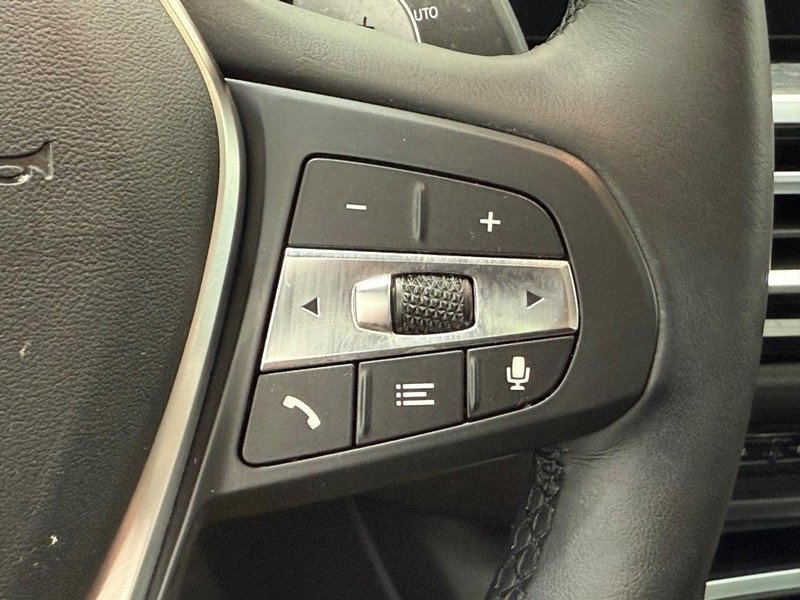 Used 2024 BMW 330i xDrive Sedan w/ Premium Package image 16