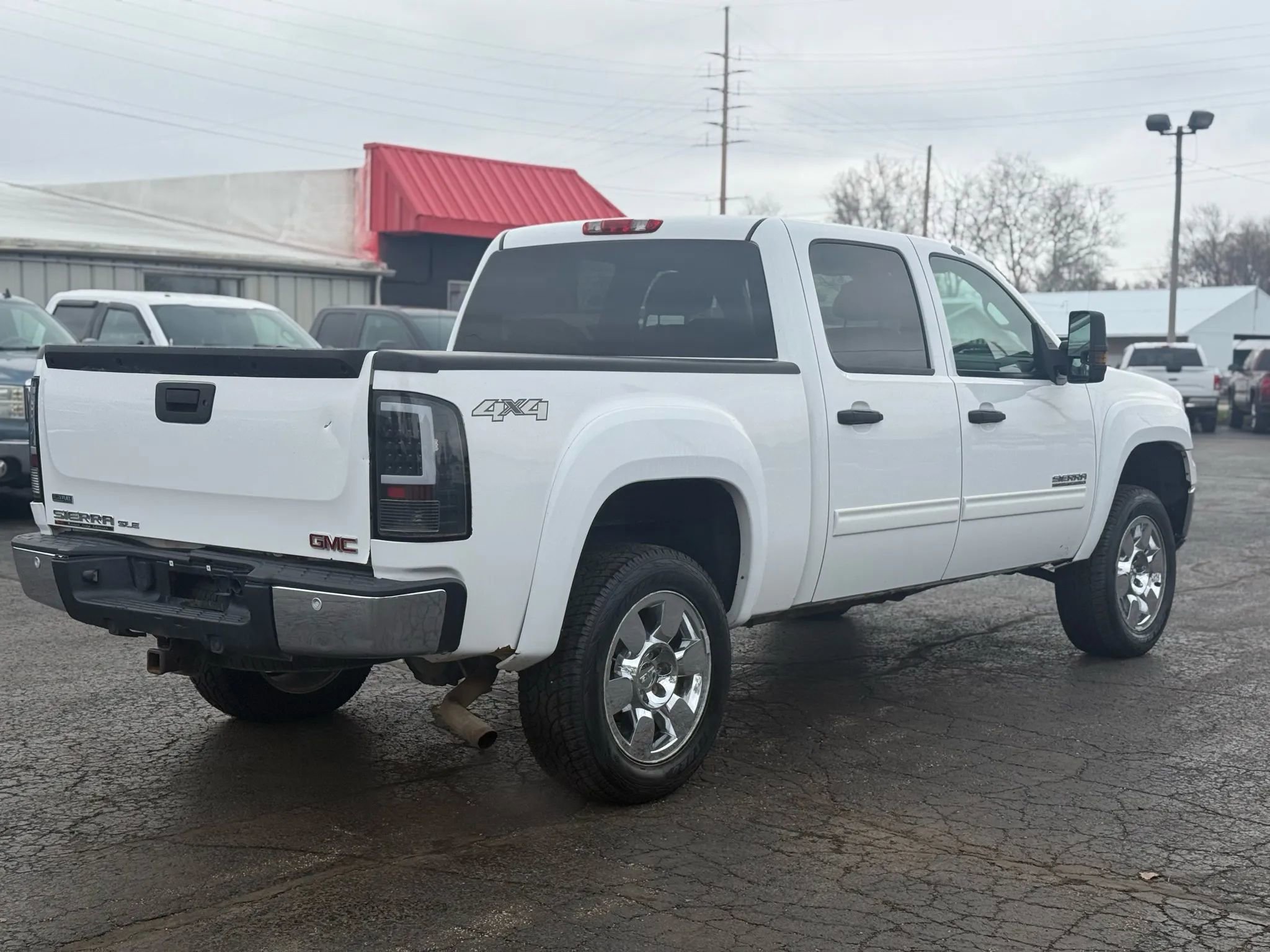 Used 2011 GMC Sierra 1500 SLE w/ Power Tech Package image 6