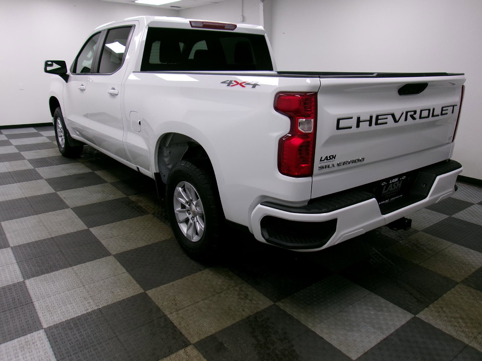 Used 2024 Chevrolet Silverado 1500 LT w/ Work Truck Package image 2