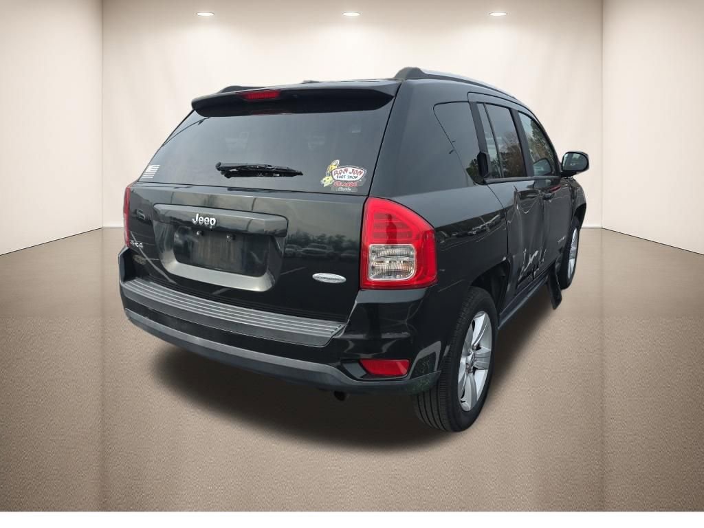 Used 2013 Jeep Compass Latitude w/ Sun/Sound Group image 5