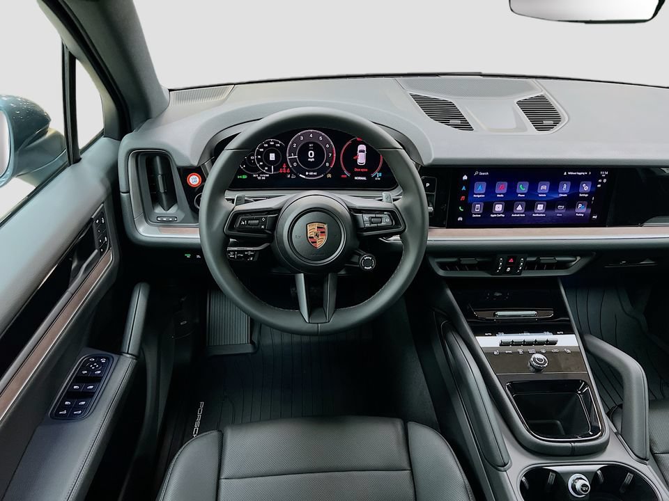 New 2026 Porsche Cayenne AWD/4WD image 25