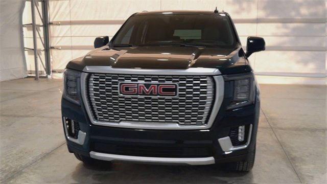 Certified 2023 GMC Yukon Denali w/ Advanced Technology Package image 3