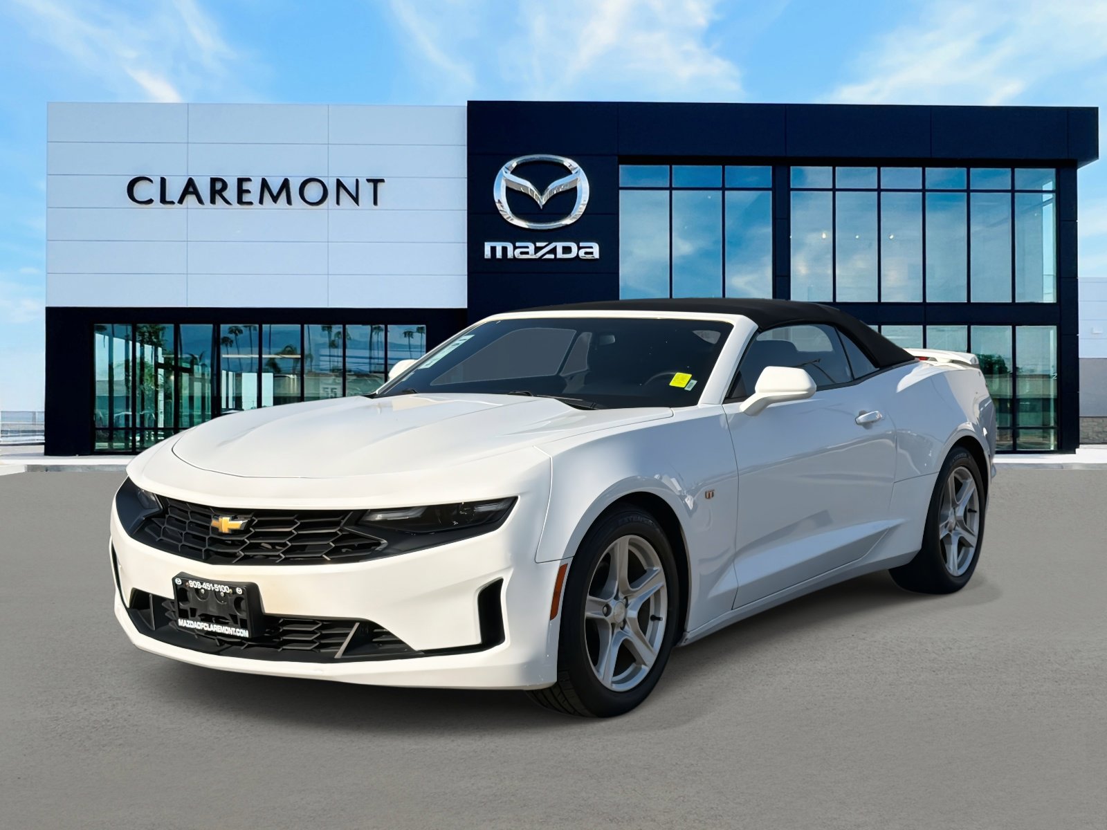 Used 2020 Chevrolet Camaro LT image 3
