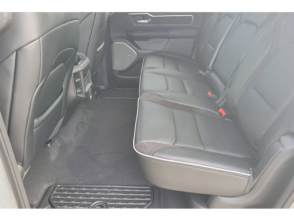 New 2026 RAM 1500 Laramie w/ Night Edition AWD/4WD image 33
