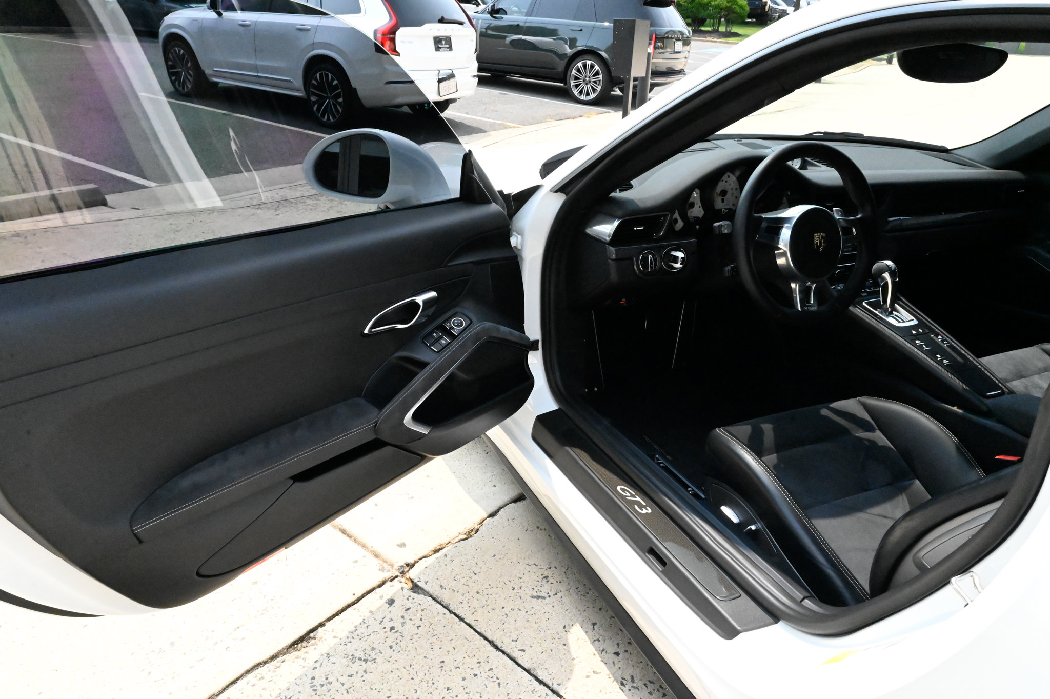 Used 2014 Porsche 911 GT3 RWD image 16