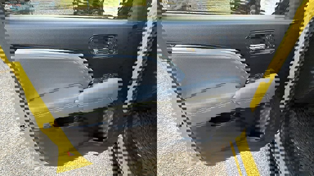 Certified 2023 Chevrolet Colorado ZR2 w/ ZR2 Convenience Package III image 10