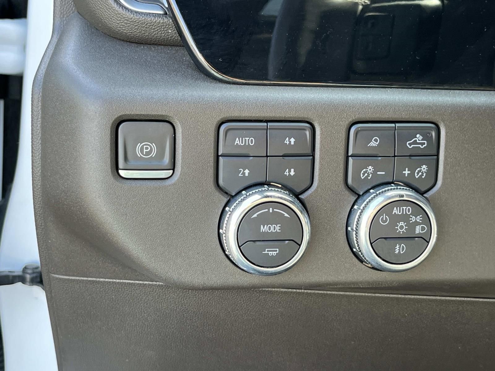 Used 2023 GMC Sierra 1500 SLT w/ SLT Premium Package AWD/4WD image 29