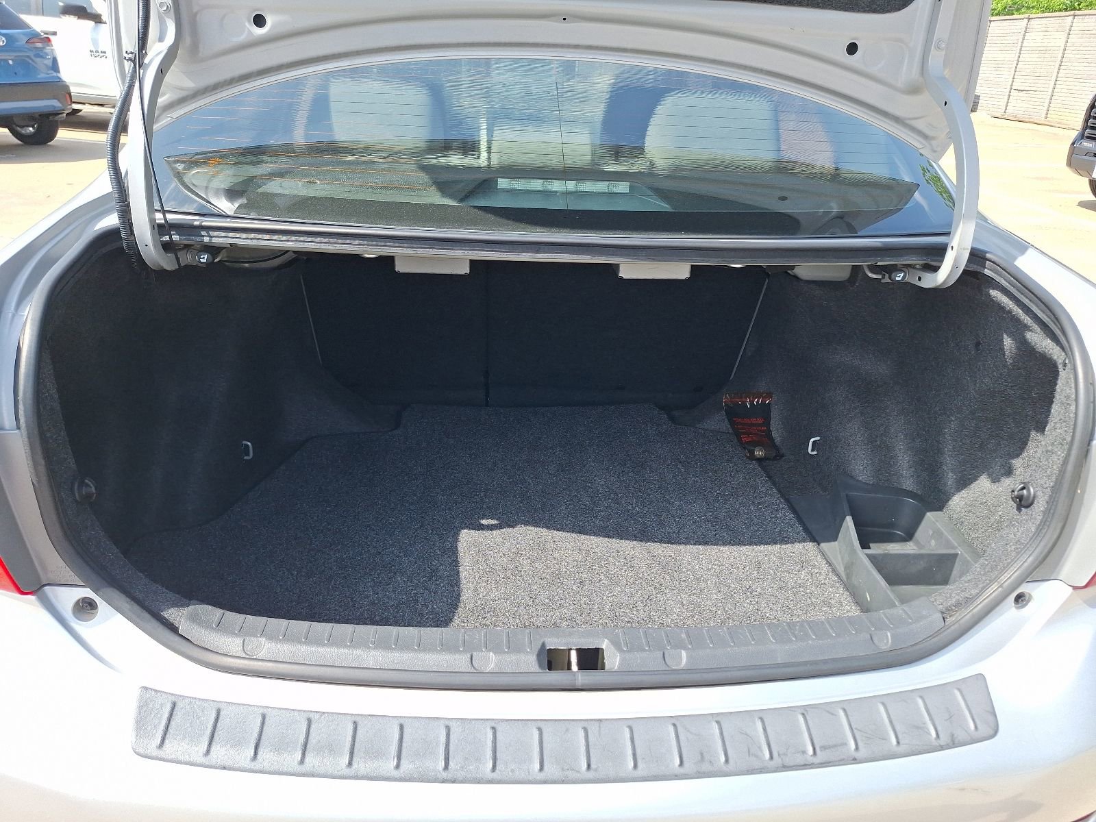 Used 2010 Toyota Corolla FWD image 30