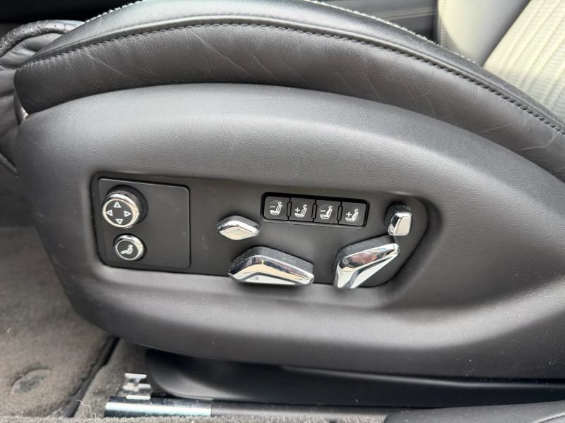 Used 2020 Bentley Flying Spur W12 w/ First Edition Specification AWD/4WD image 15