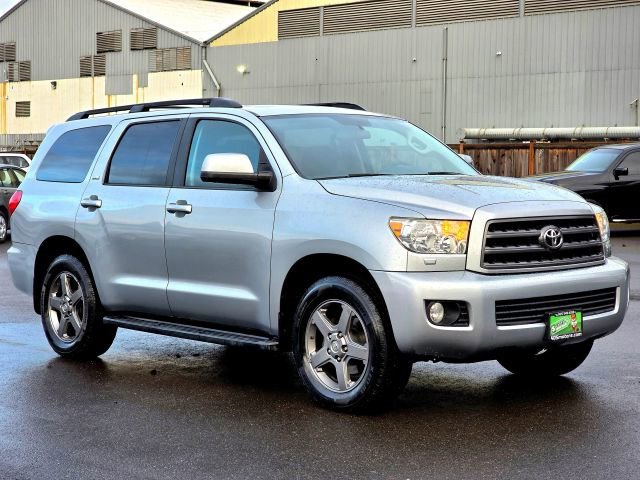 Used 2015 Toyota Sequoia SR5 image 1