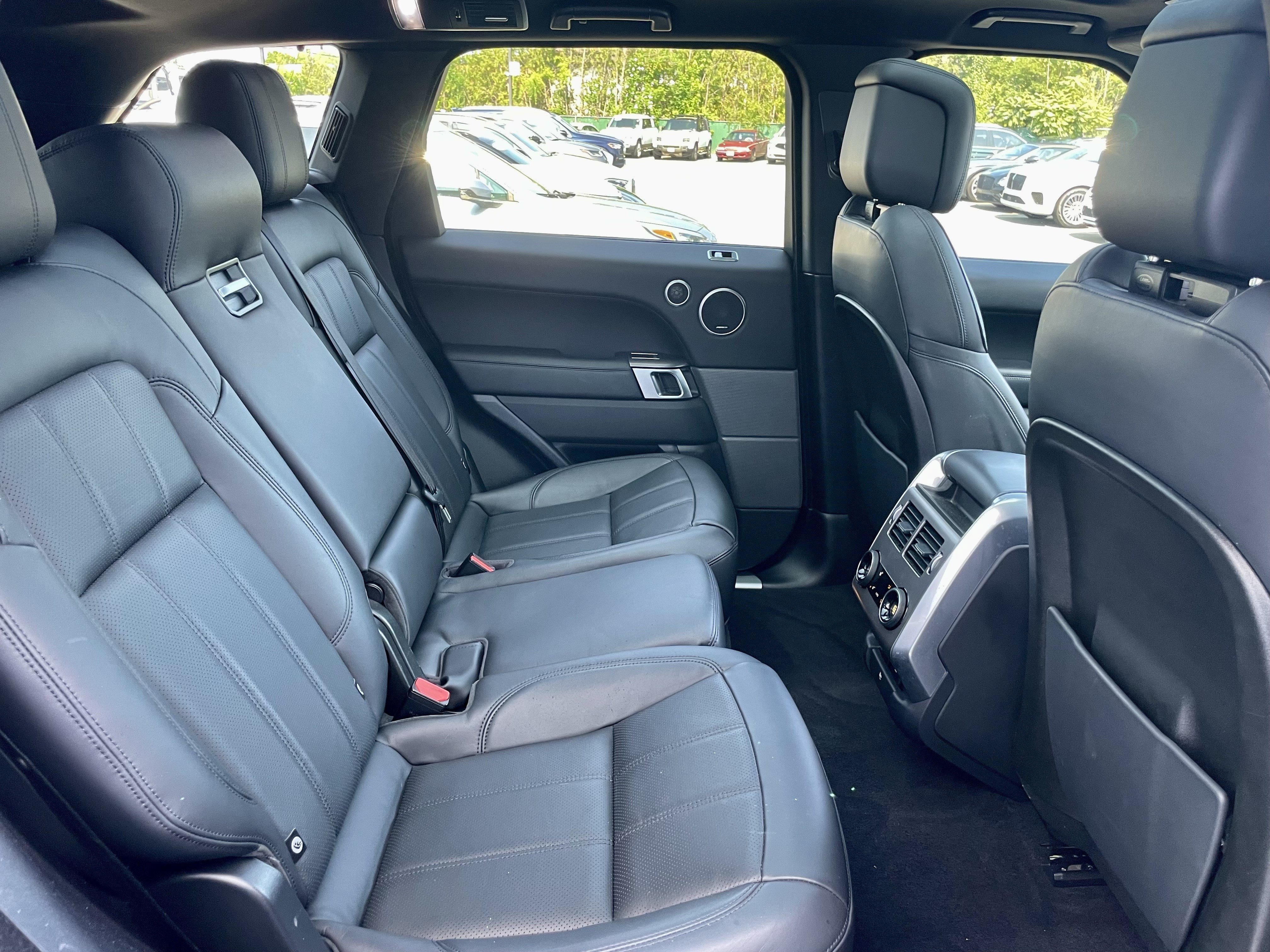 Used 2020 Land Rover Range Rover Sport HSE AWD/4WD image 31