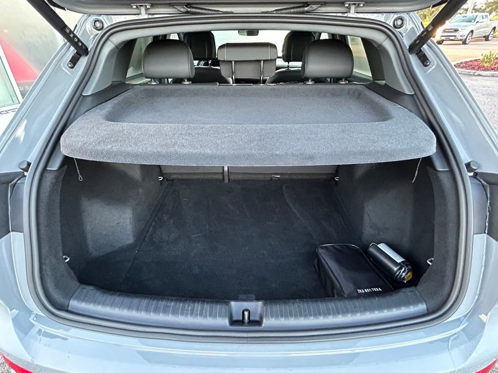 Used 2023 Audi Q4 e-tron Premium w/ Convenience Package image 48