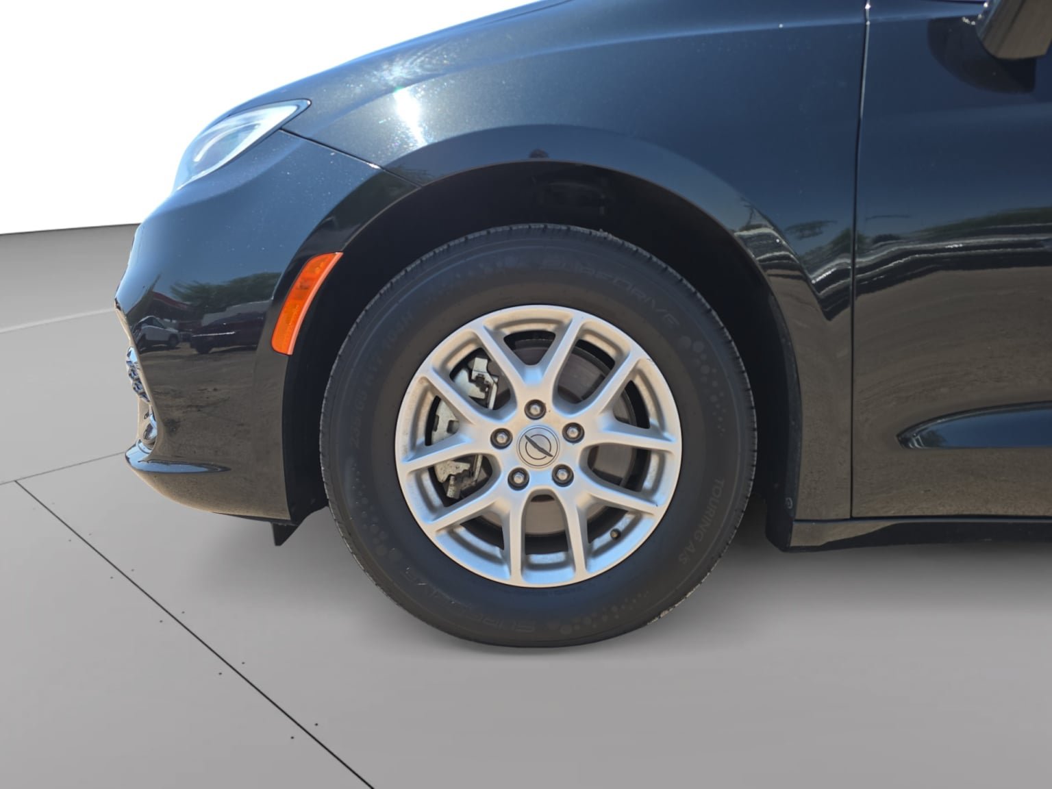 Used 2022 Chrysler Pacifica Touring-L FWD image 9