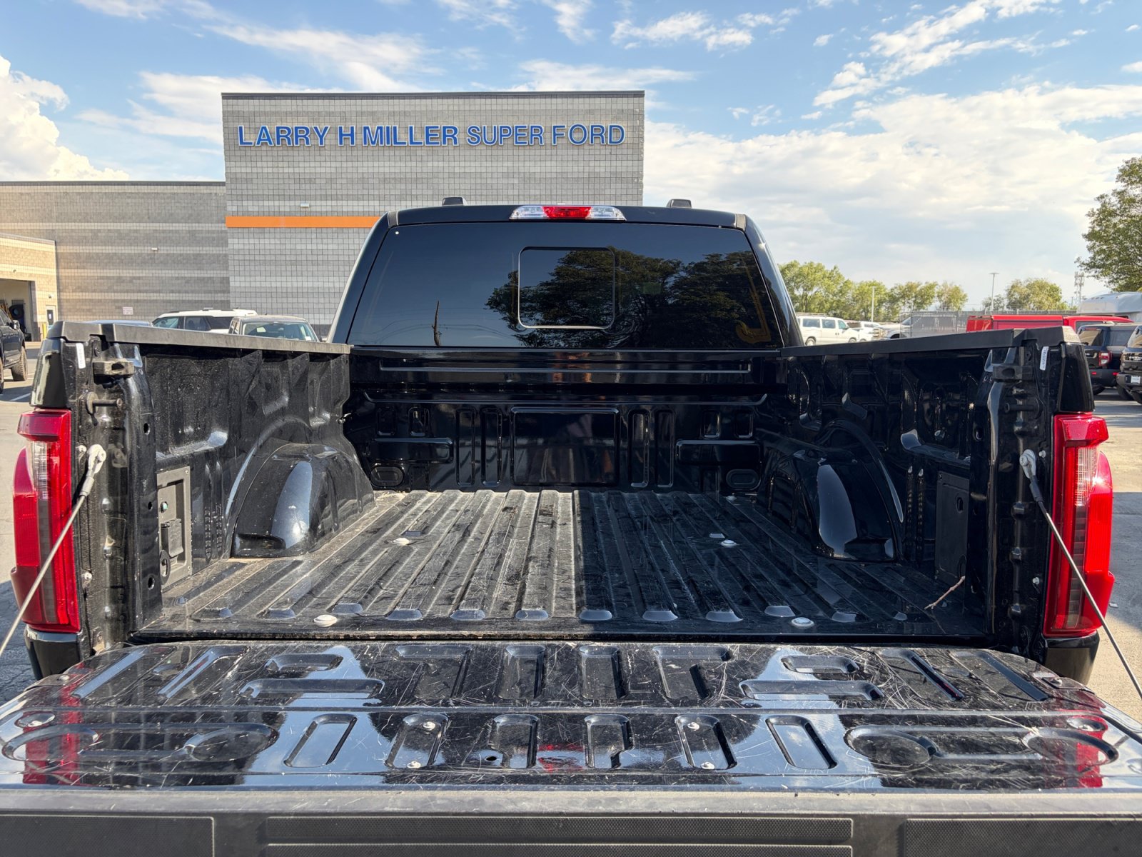 Used 2025 Ford F150 Tremor w/ Mobile Office Package AWD/4WD image 34