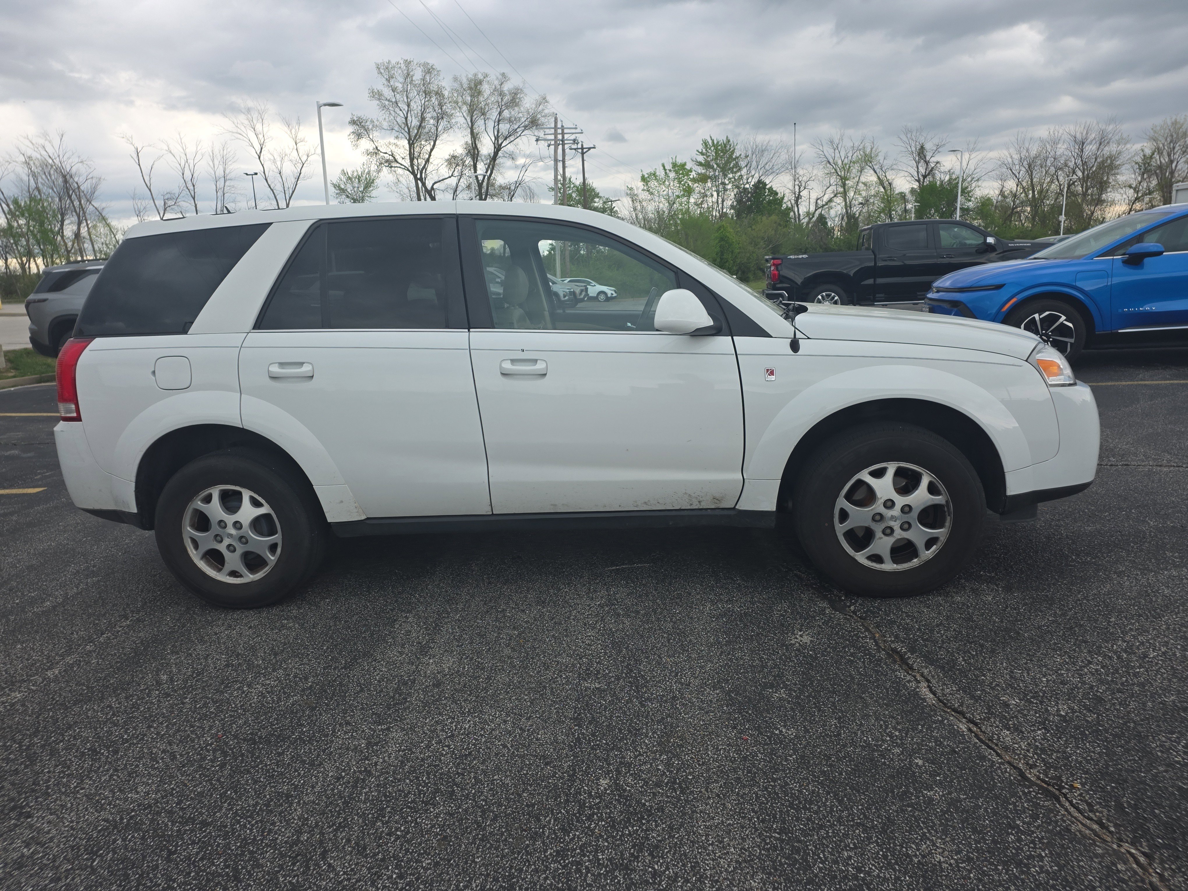 Used 2006 Saturn Vue 2WD V6 w/ Comfort Pkg image 2