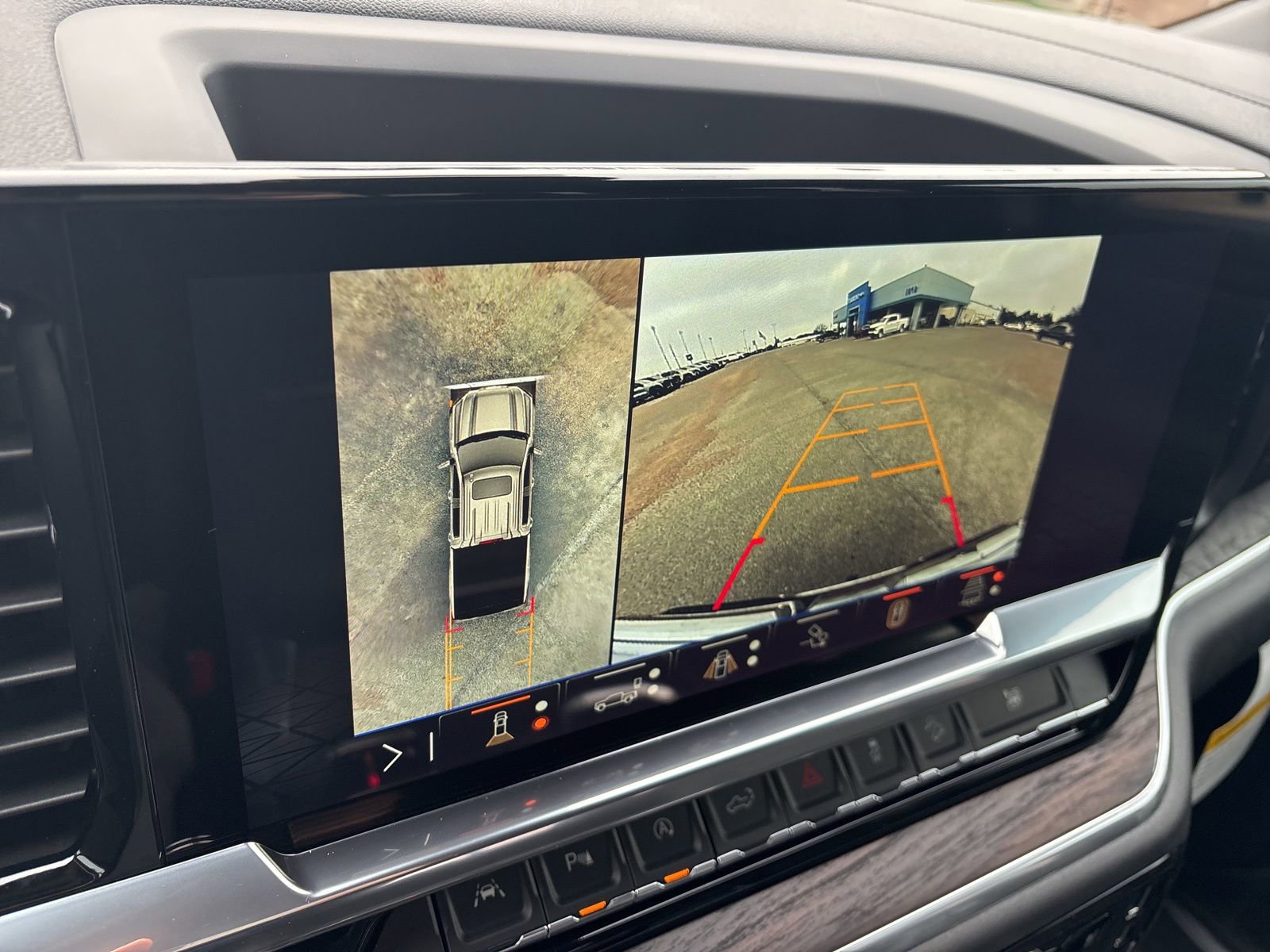 New 2026 GMC Sierra 1500 SLT image 17