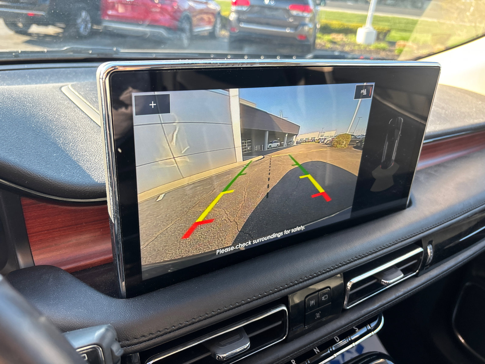 Certified 2022 Lincoln Nautilus Reserve w/ Cargo Utility Package image 20