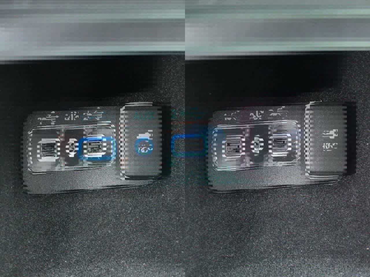 Used 2018 Jeep Grand Cherokee Summit image 33