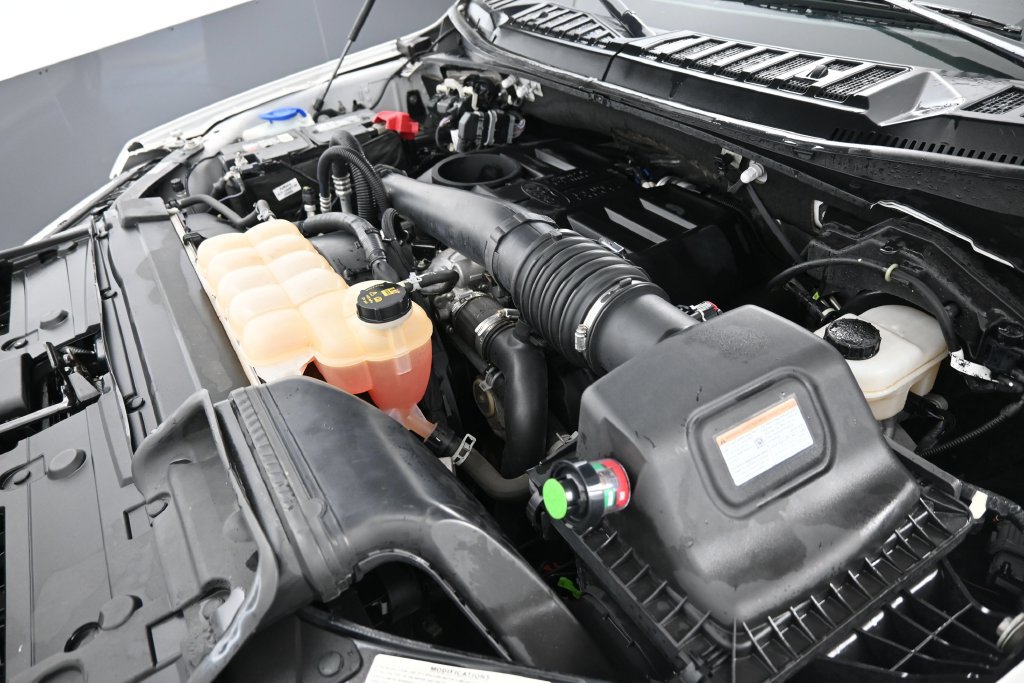 Used 2018 Ford Mustang GT Premium w/ Equipment Group 401A RWD image 13