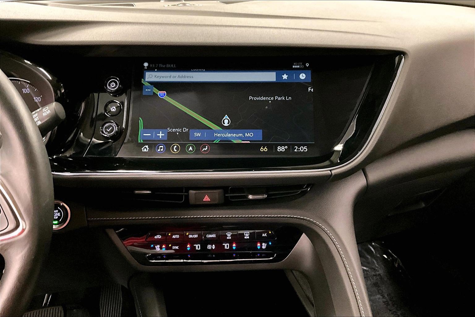 Used 2023 Buick Envision Avenir AWD/4WD image 31